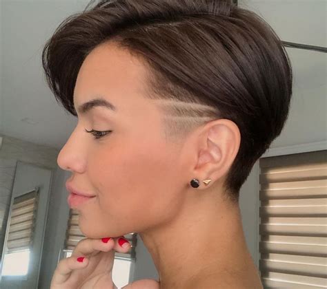 chanel curto undercut feminino|160 melhor ideia de Cabelo chanel curto .